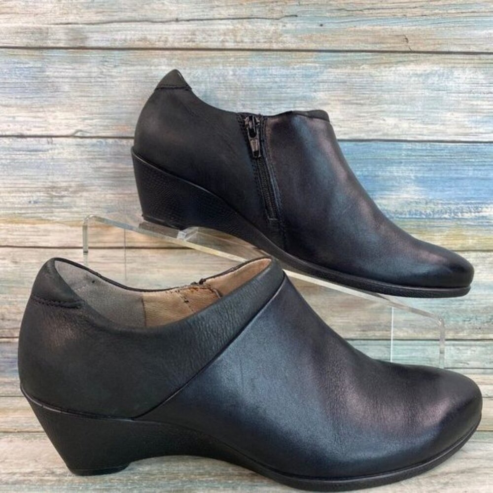 ECCO Taupe Mixed Media Leather Booties 41 BN